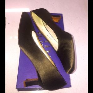 Stuart Weitzman Dyed Brown Satin Heels size 7.5